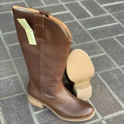 Guadalajara Western Wear Dingo Brown Homestead Fashion Women Round Toe Boot