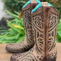 Guadalajara Western Wear Corral Women's Laser Inlay With Studs Square Toe Boot