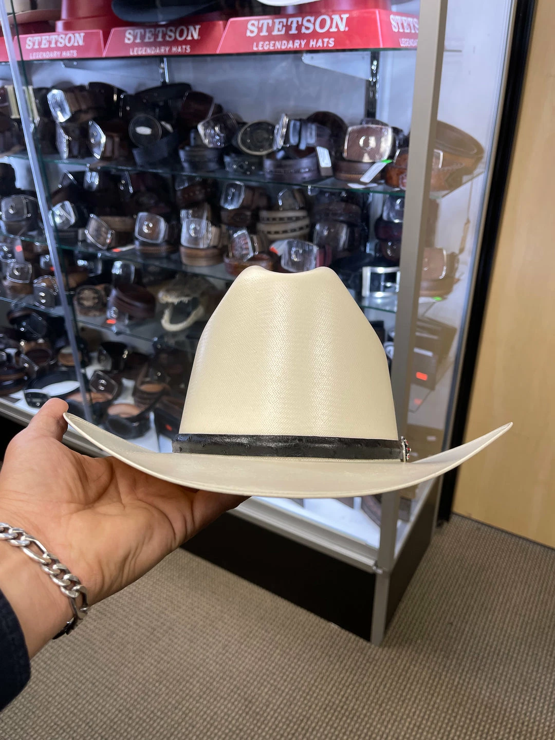 Guadalajara Western Wear Men 500X Johnson Copa Alta 4 3/4" Falda Corta 3" Toquilla Avestruz Negro 6 Guadalajara Western Wear Men 500X Johnson Copa Alta 4 3/4" Falda Corta 3" Toquilla Avestruz Negro