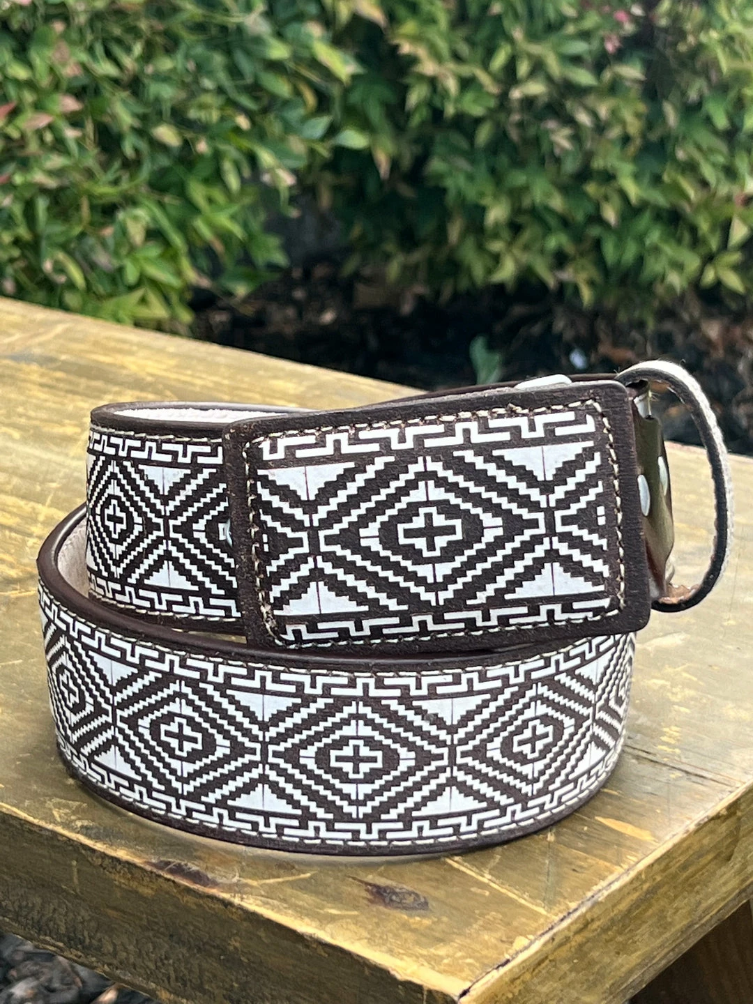 Guadalajara Western Wear Men Flor Lazer Cut Leather Belt - Cafe (Brown) / Blanco (White) 3 Guadalajara Western Wear Men Flor Lazer Cut Leather Belt - Cafe (Brown) / Blanco (White)