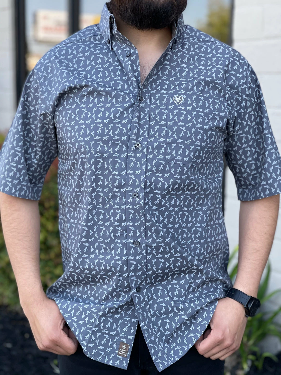 Guadalajara Western Wear Ariat Tarez Rock Climb Classic Fit Short Sleeve Shirt 3 Guadalajara Western Wear Ariat Tarez Rock Climb Classic Fit Short Sleeve Shirt