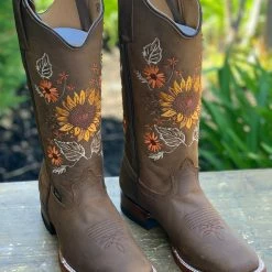 Reywelt Reyme Crazy Tang Sunflower Stitched Cowgirl Boot Women