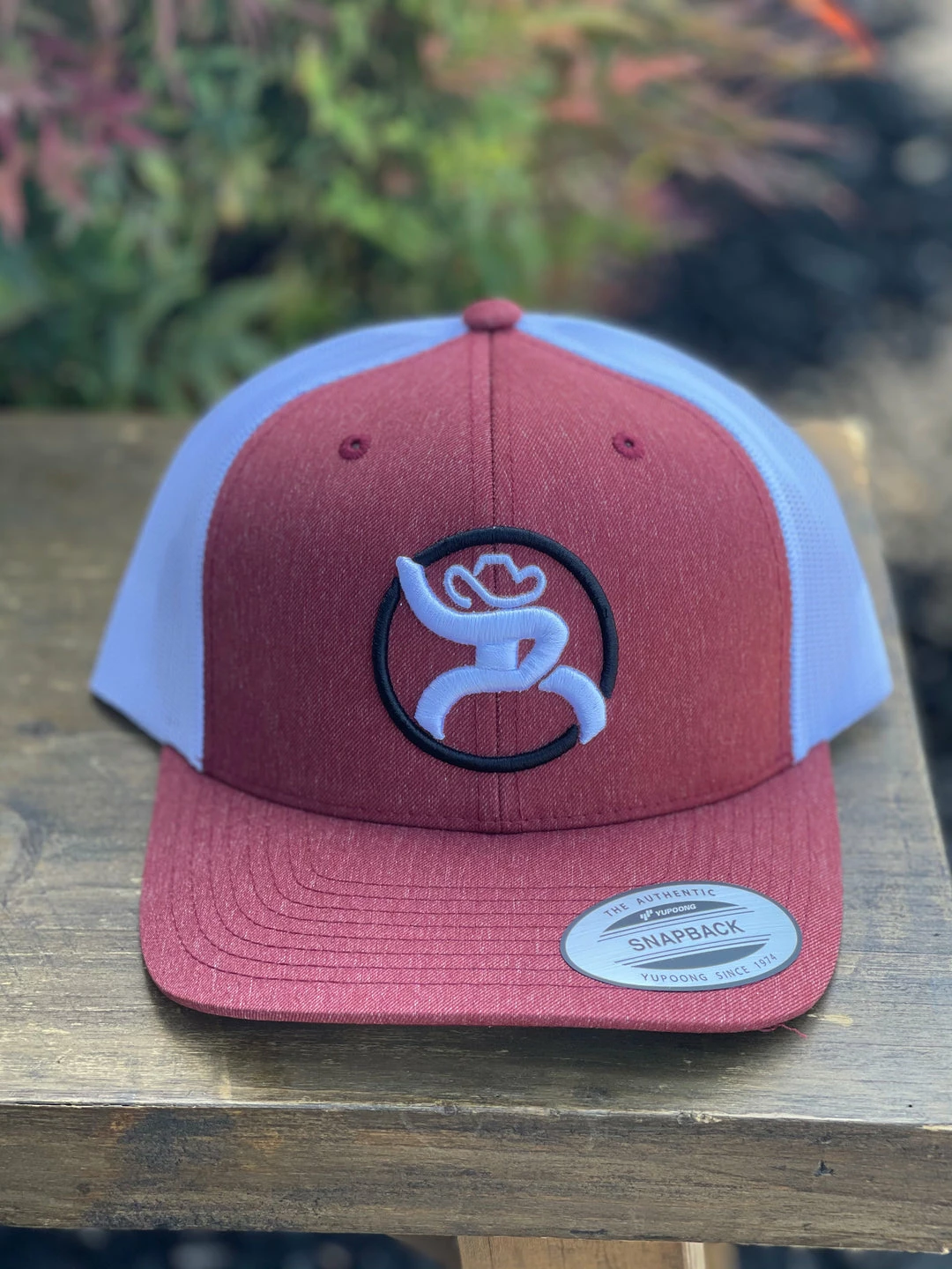 Guadalajara Western Wear Hooey Strap Roughy Rd/White Cap 3 Guadalajara Western Wear Hooey Strap Roughy Rd/White Cap