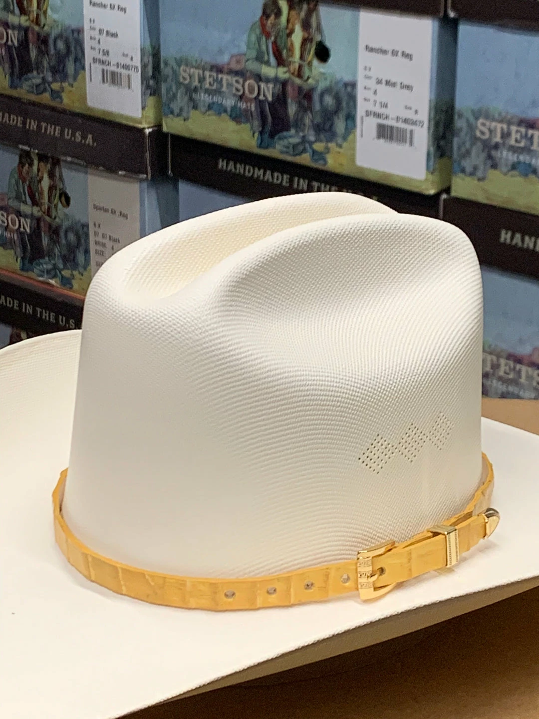 Guadalajara Western Wear Men Tombstone 1000x Johnson (Copa Alta) With Genuine Buttercup Caiman Leather Band 4 Guadalajara Western Wear Men Tombstone 1000x Johnson (Copa Alta) With Genuine Buttercup Caiman Leather Band