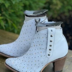 Guadalajara Western Wear Cuadra Barcelona Blanco Leather White Ankle Boot