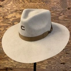 Guadalajara Western Wear Women Charlie 1 Horse Highway Sand